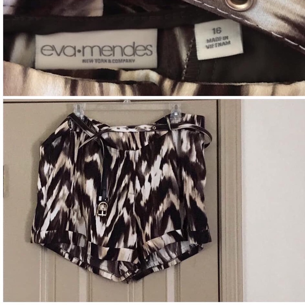 Eva Mendes by NY&CO shorts size 16
